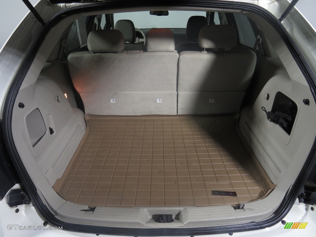 2010 Edge SE - White Suede / Medium Light Stone photo #13