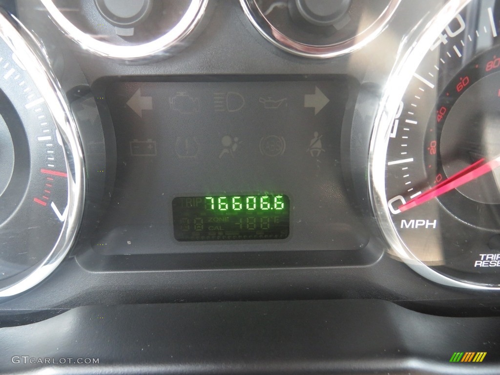 2010 Edge SE - White Suede / Medium Light Stone photo #31