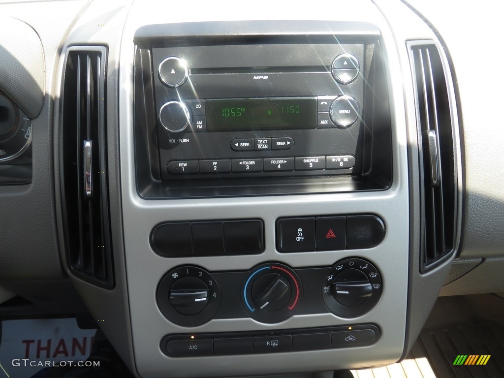 2010 Edge SE - White Suede / Medium Light Stone photo #37