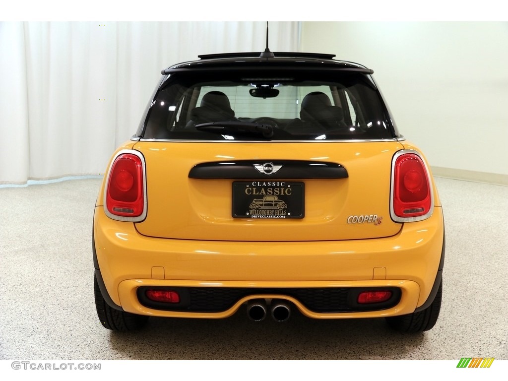 2016 Hardtop Cooper S 2 Door - Volcanic Orange / Carbon Black photo #21
