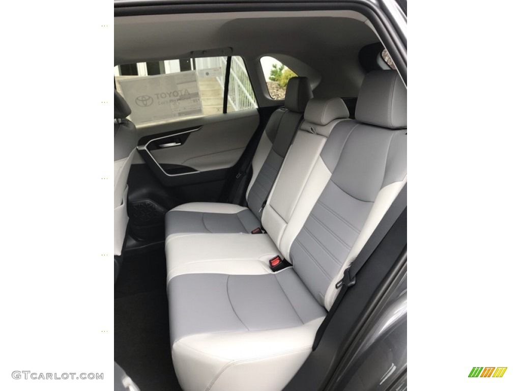 2019 RAV4 XLE AWD - Magnetic Gray Metallic / Light Gray photo #17