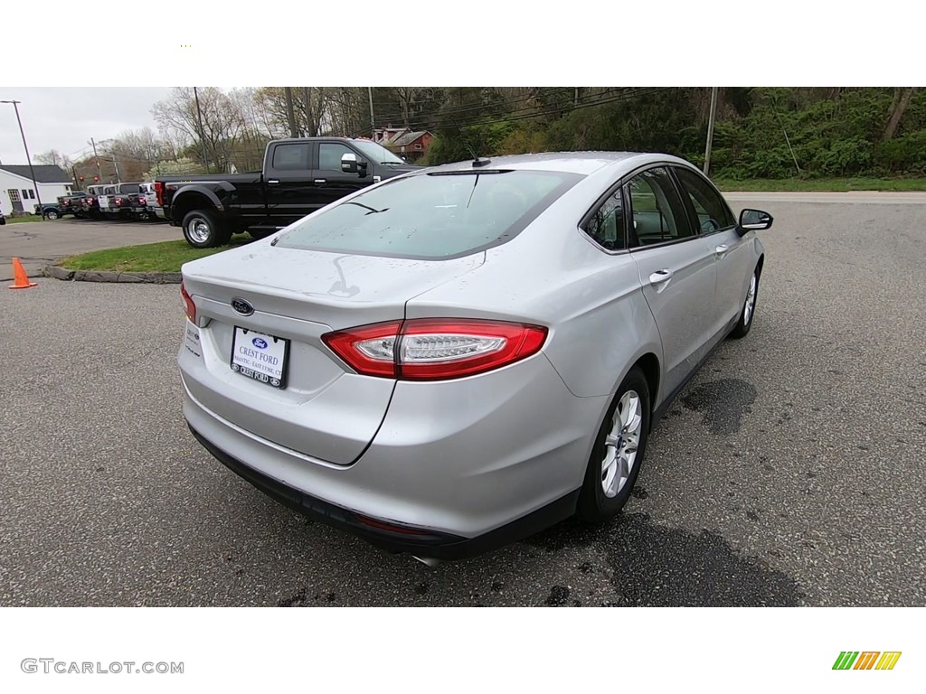 2015 Fusion S - Ingot Silver Metallic / Earth Gray photo #7