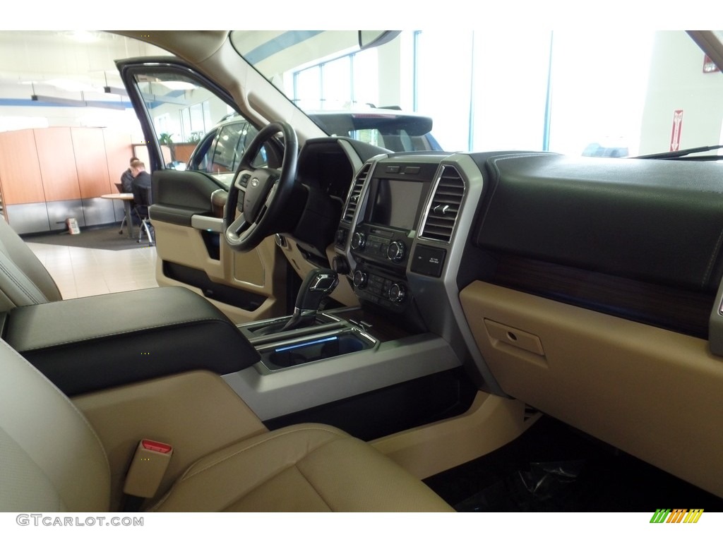 2016 F150 Lariat SuperCab 4x4 - Blue Jeans / Medium Light Camel photo #21