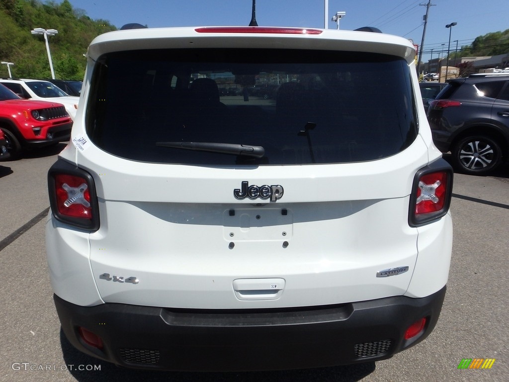 2019 Renegade Latitude 4x4 - Alpine White / Black photo #4