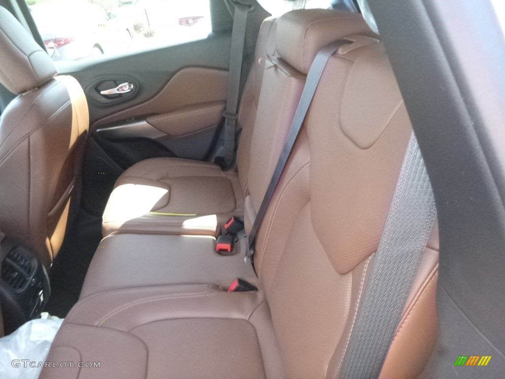 Black/Tan Interior 2019 Jeep Cherokee Overland 4x4 Photo #133231398