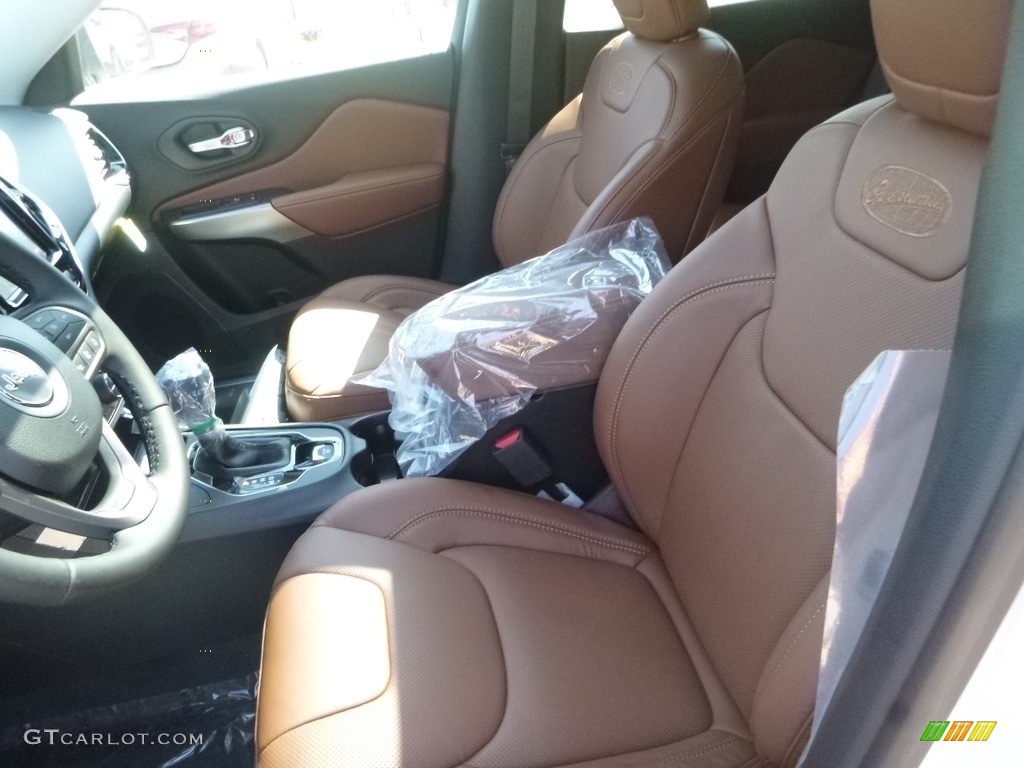 2019 Jeep Cherokee Overland 4x4 Interior Color Photos
