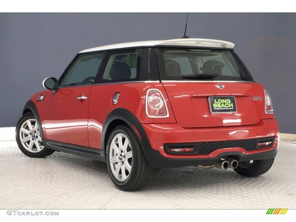 2013 Cooper S Hardtop - Chili Red / Championship Lounge Leather/Red Piping photo #10