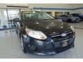 Tuxedo Black - Focus S Sedan Photo No. 6