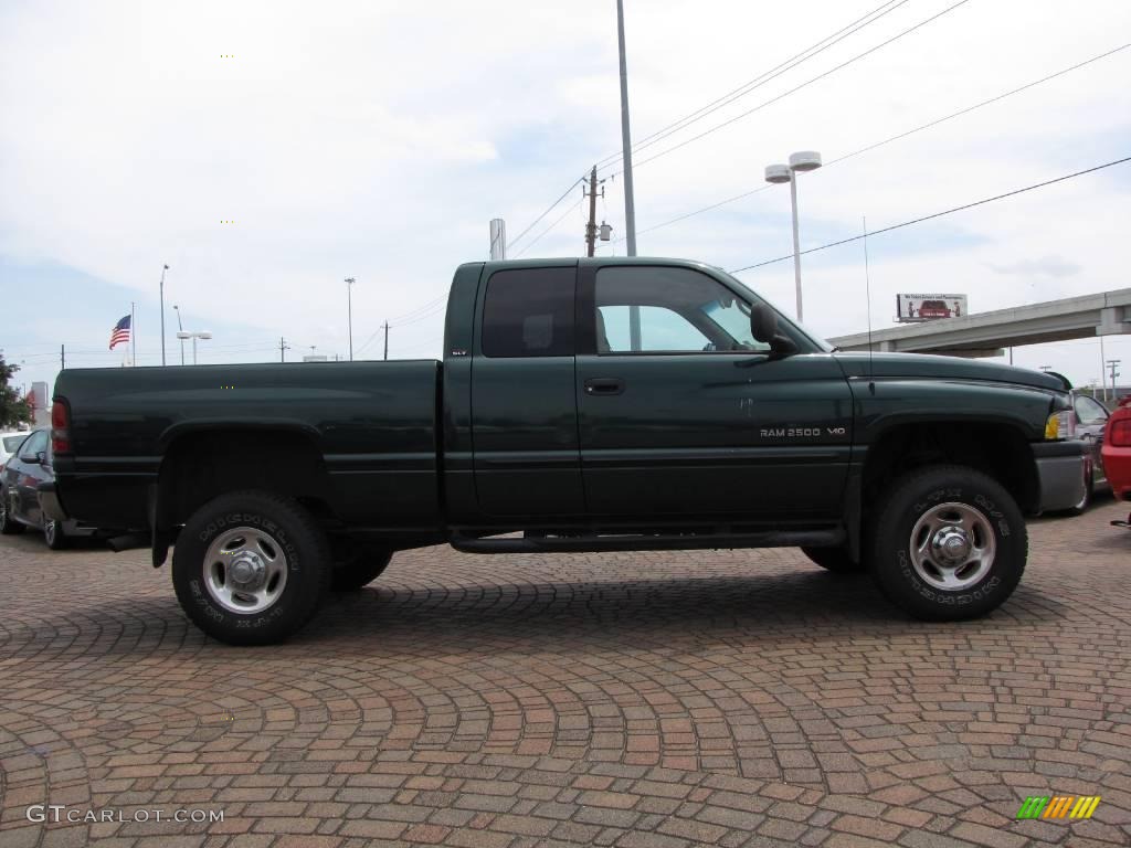 2001 Ram 2500 SLT Quad Cab 4x4 - Forest Green Pearl / Camel/Tan photo #5