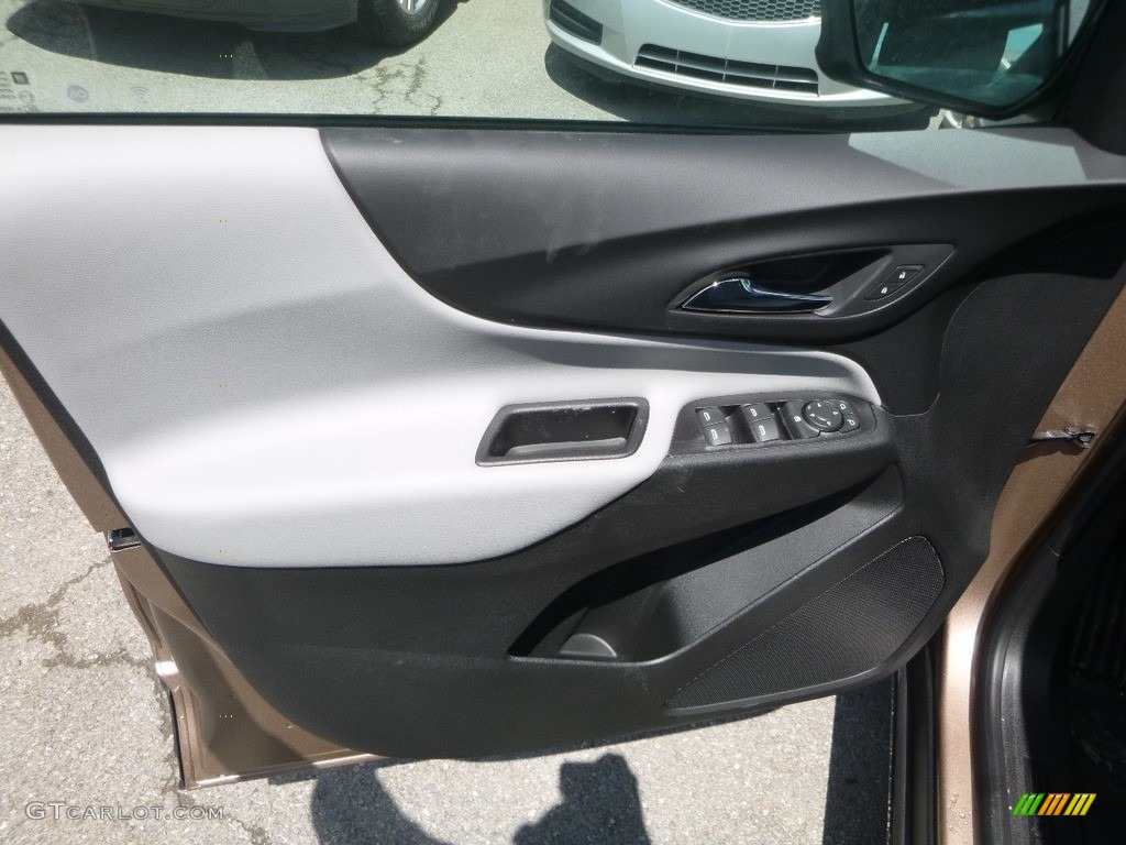 2019 Equinox LS - Sandy Ridge Metallic / Medium Ash Gray photo #13