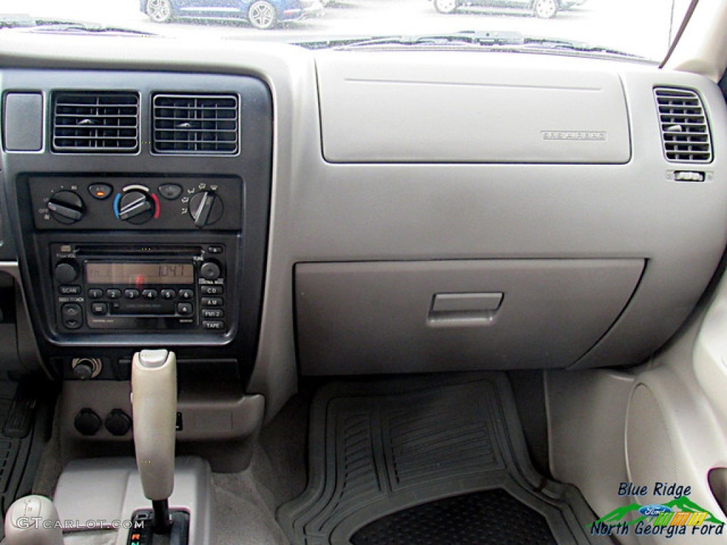 2002 Tacoma V6 Double Cab 4x4 - Mystic Gold Metallic / Oak photo #15