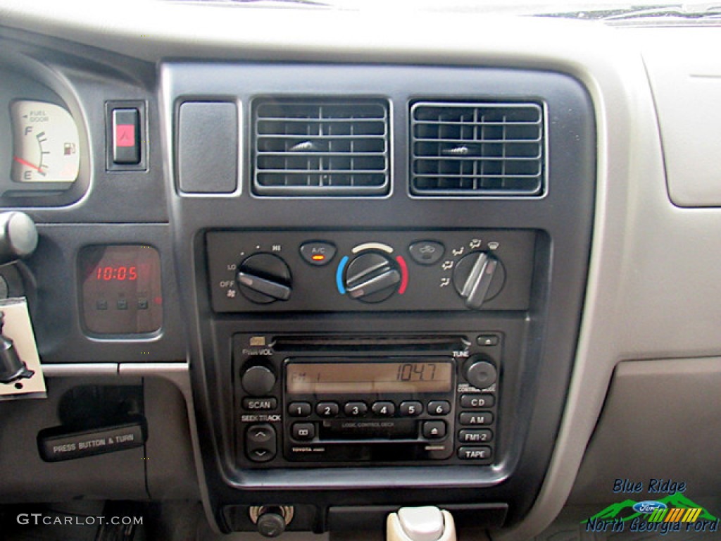 2002 Tacoma V6 Double Cab 4x4 - Mystic Gold Metallic / Oak photo #16