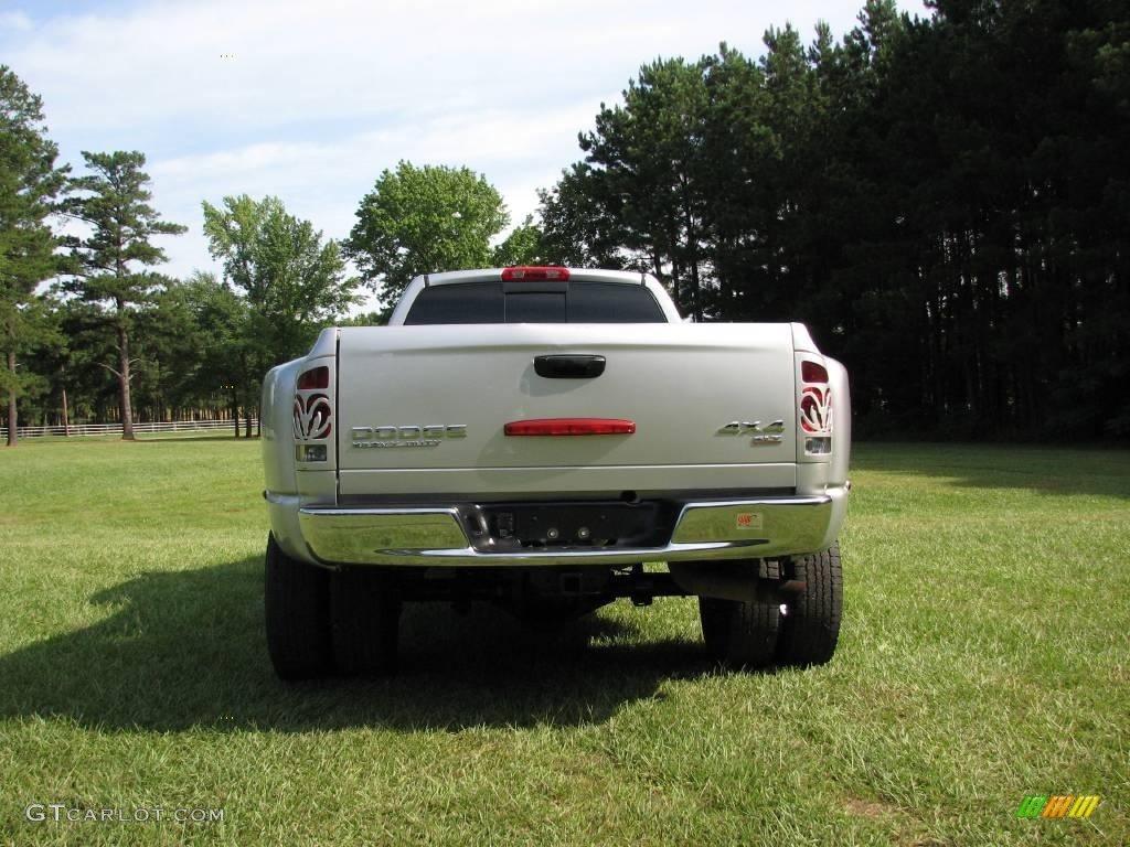 2004 Ram 3500 SLT Quad Cab 4x4 Dually - Bright Silver Metallic / Dark Slate Gray photo #10