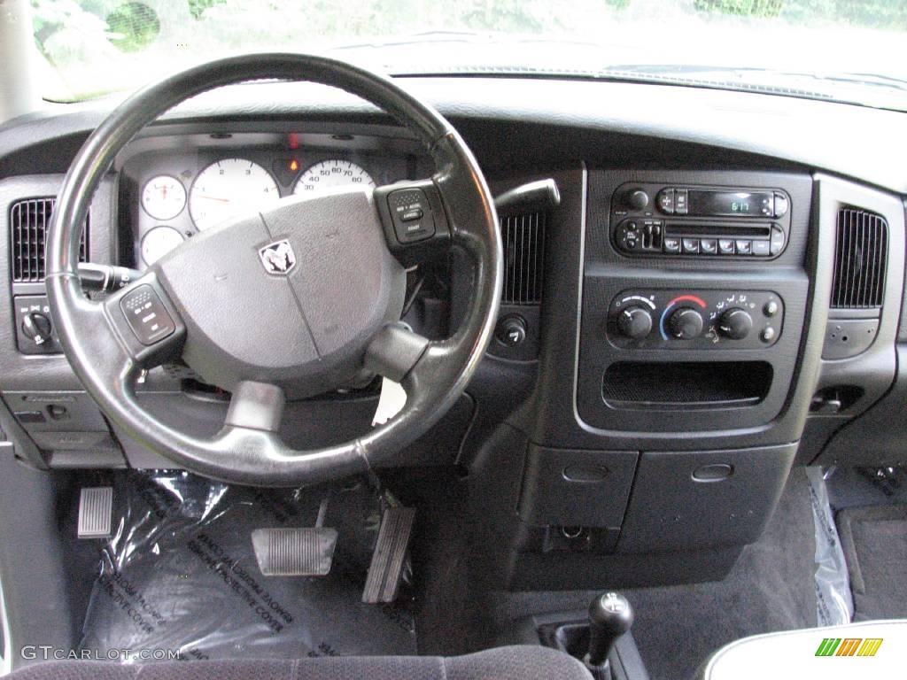 2004 Ram 3500 SLT Quad Cab 4x4 Dually - Bright Silver Metallic / Dark Slate Gray photo #13