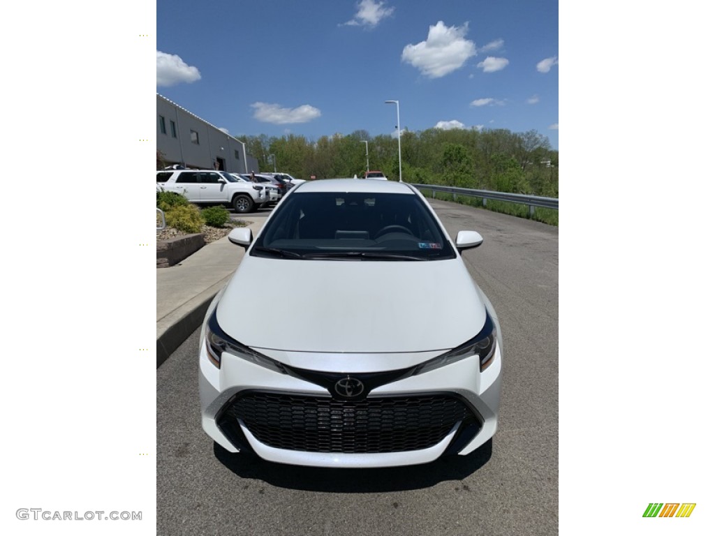 2019 Corolla Hatchback SE - Blizzard White Pearl / Black photo #2