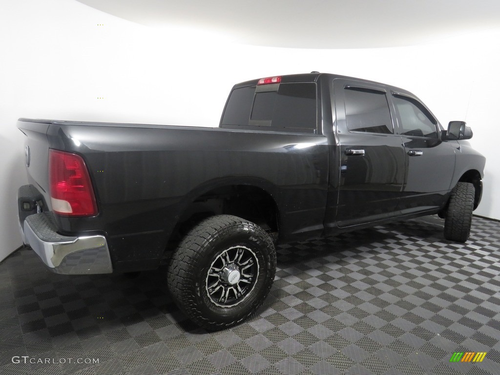 2010 Ram 2500 SLT Crew Cab 4x4 - Brilliant Black Crystal Pearl / Light Pebble Beige/Bark Brown photo #13
