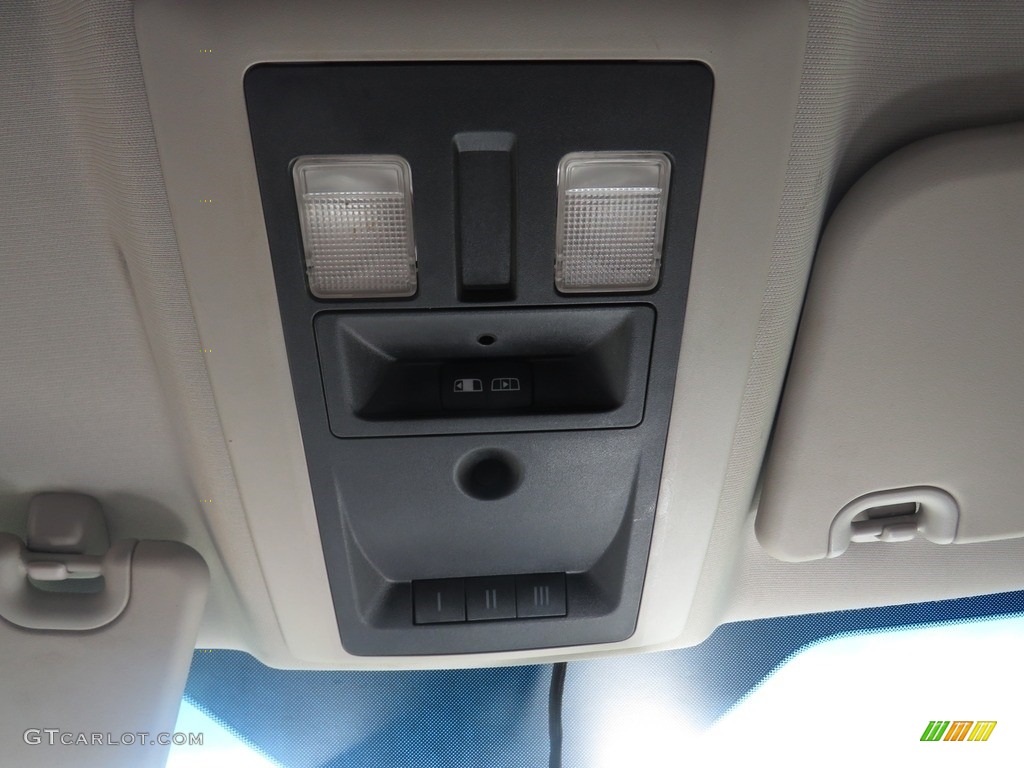 2010 Ram 2500 SLT Crew Cab 4x4 - Brilliant Black Crystal Pearl / Light Pebble Beige/Bark Brown photo #40