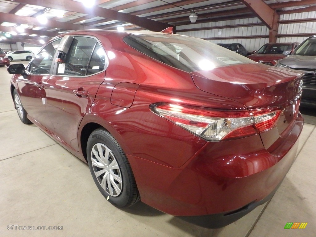 2019 Camry Hybrid LE - Ruby Flare Pearl / Black photo #3