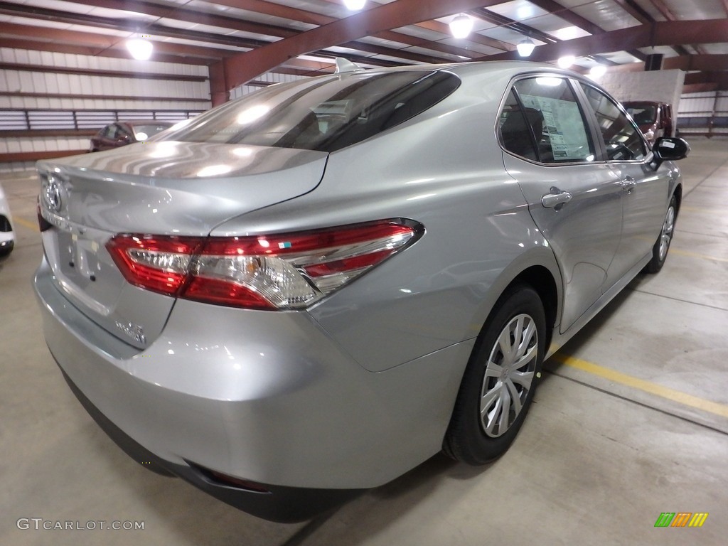 2019 Camry Hybrid LE - Celestial Silver Metallic / Ash photo #2