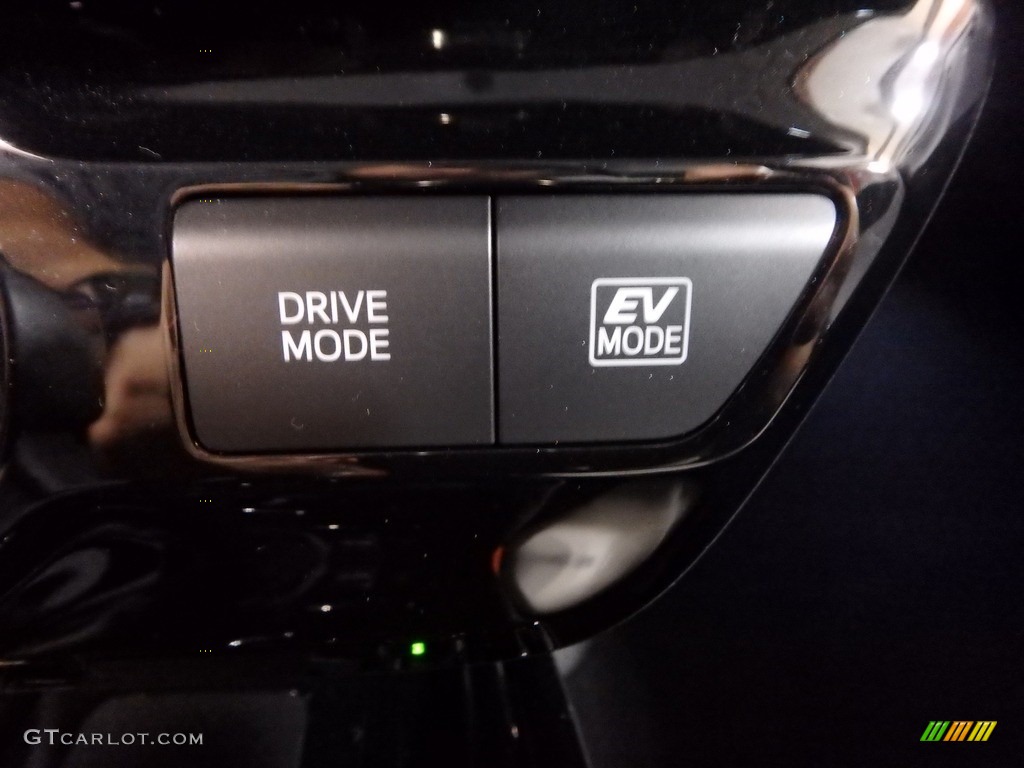 2019 Prius Limited - Supersonic Red / Moonstone photo #15