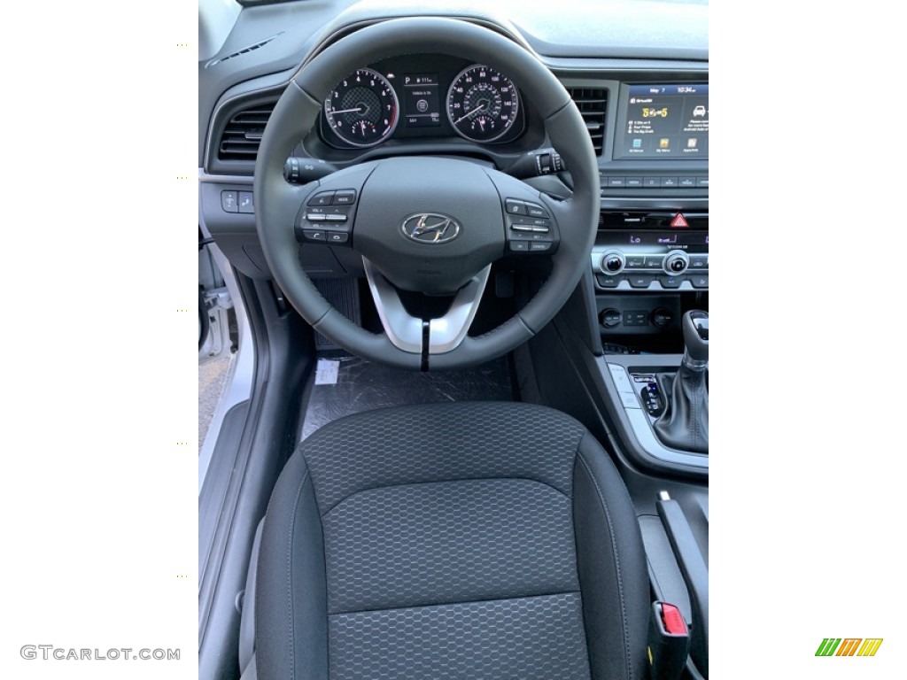 2019 Elantra Value Edition - Symphony Silver / Black photo #12