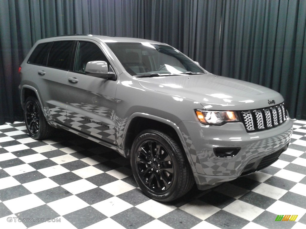 2019 Grand Cherokee Altitude 4x4 - Sting-Gray / Black photo #4