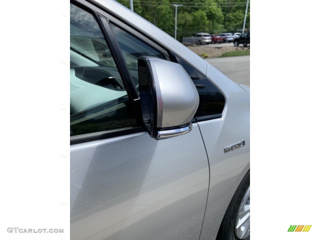 2019 Prius L Eco - Classic Silver Metallic / Moonstone photo #31