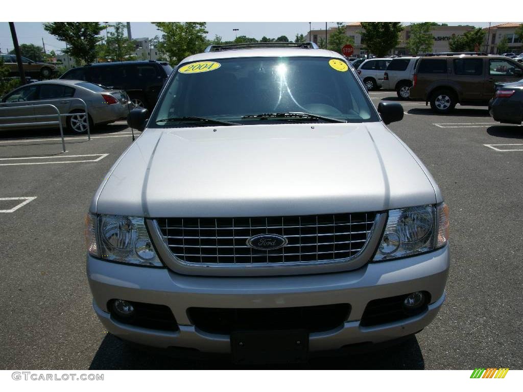 2004 Explorer Limited 4x4 - Silver Birch Metallic / Midnight Grey photo #2