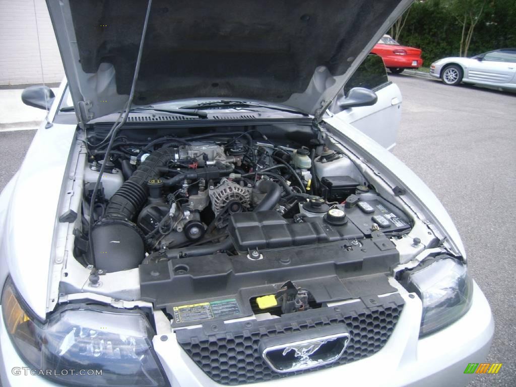 2003 Mustang GT Coupe - Silver Metallic / Dark Charcoal photo #20