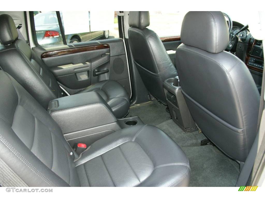 2004 Explorer Limited 4x4 - Silver Birch Metallic / Midnight Grey photo #25