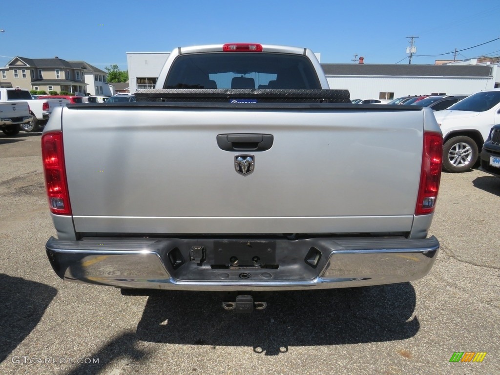 2006 Ram 1500 SLT Mega Cab 4x4 - Bright Silver Metallic / Medium Slate Gray photo #11