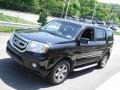 Crystal Black Pearl - Pilot Touring 4WD Photo No. 6