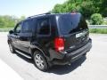 Crystal Black Pearl - Pilot Touring 4WD Photo No. 8