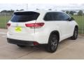 2018 Blizzard White Pearl Toyota Highlander LE  photo #8