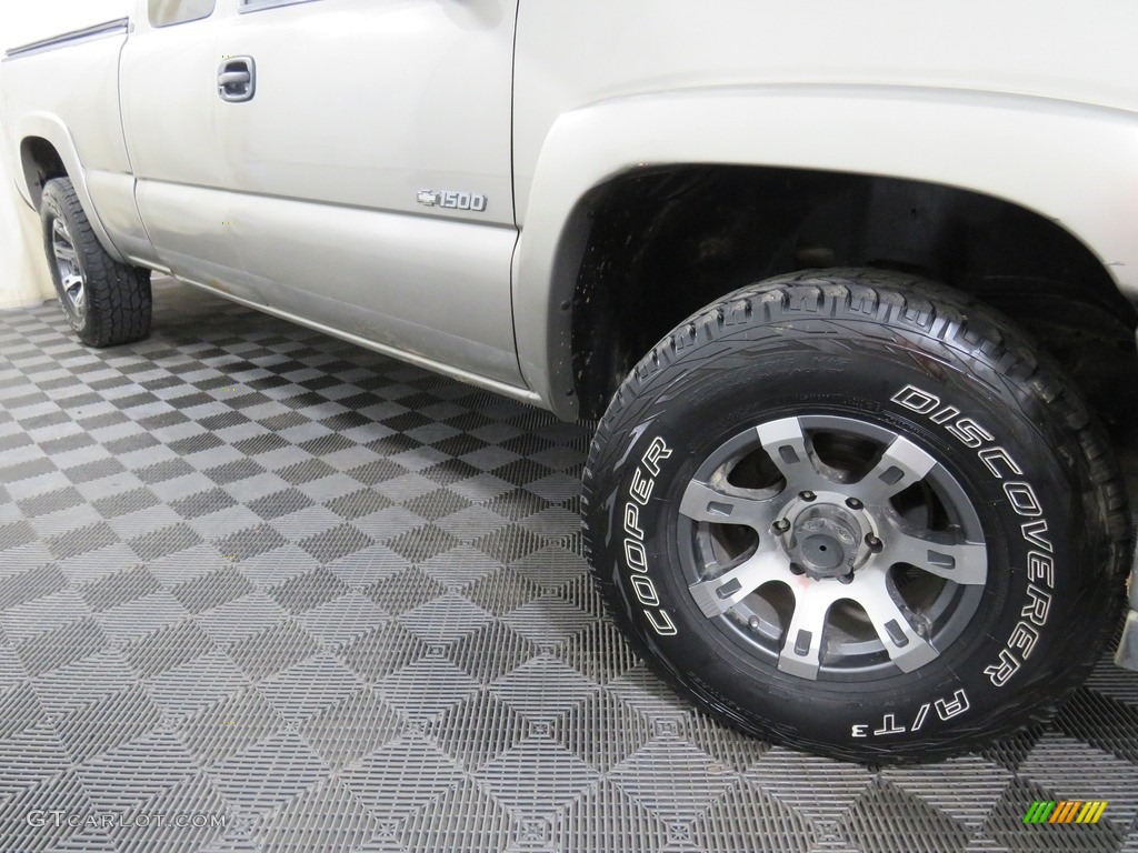 2002 Silverado 1500 LT Extended Cab 4x4 - Medium Charcoal Gray Metallic / Graphite Gray photo #2