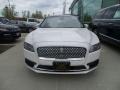 2019 White Platinum Metallic Tri-Coat Lincoln Continental Select AWD  photo #2