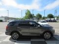 2018 Magnetic Metallic Ford Explorer Platinum 4WD  photo #3