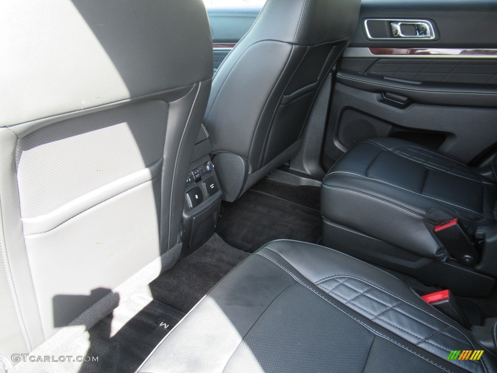 2018 Explorer Platinum 4WD - Magnetic Metallic / Ebony Black photo #10
