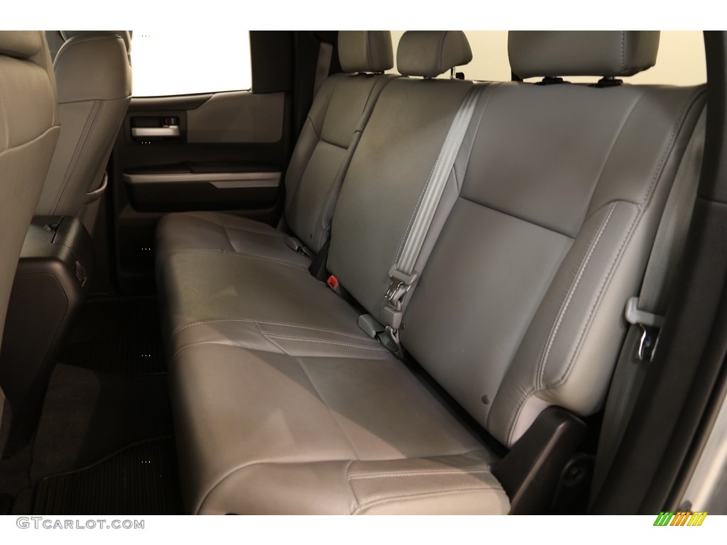 2016 Tundra Limited Double Cab 4x4 - Silver Sky Metallic / Graphite photo #19