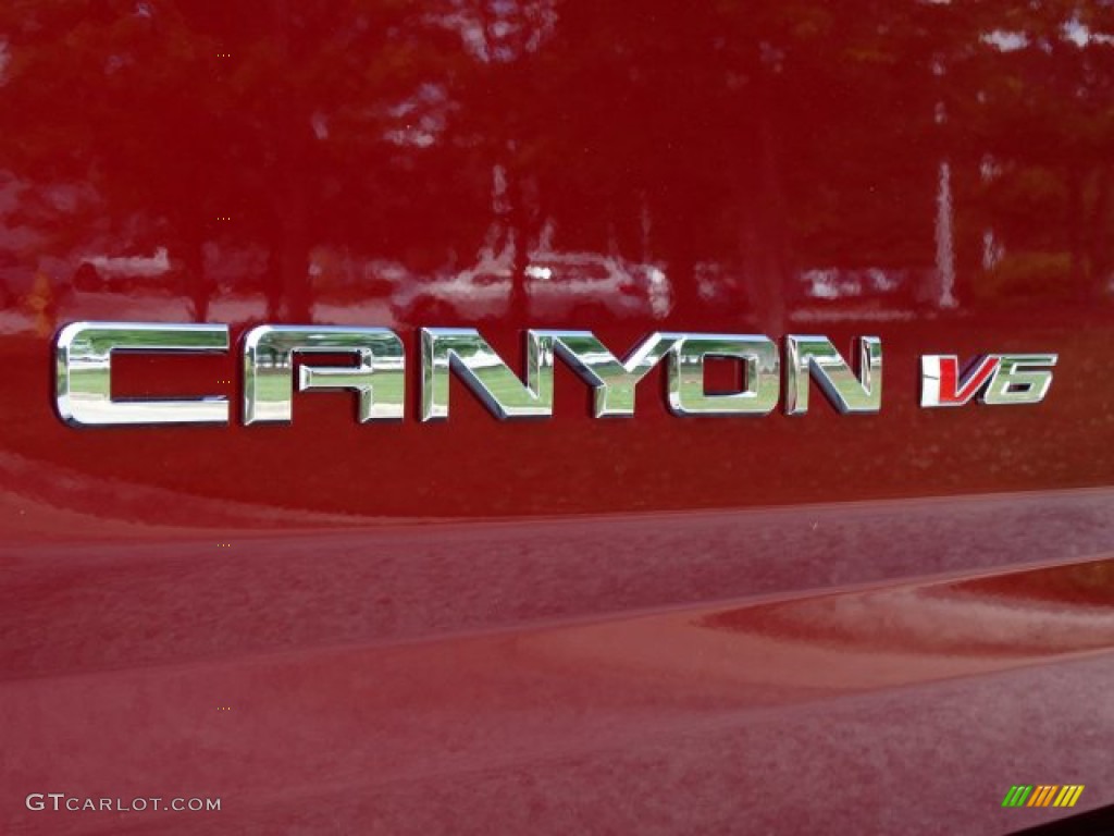 2019 GMC Canyon SLT Extended Cab Marks and Logos Photo #133290001