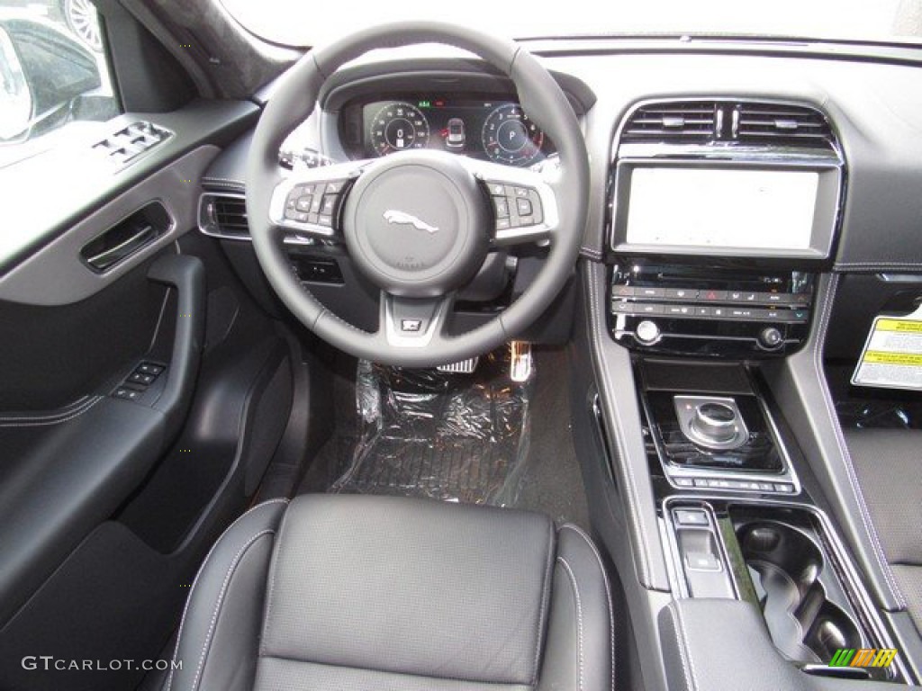 2019 Jaguar F-PACE R-Sport AWD Ebony Dashboard Photo #133302924