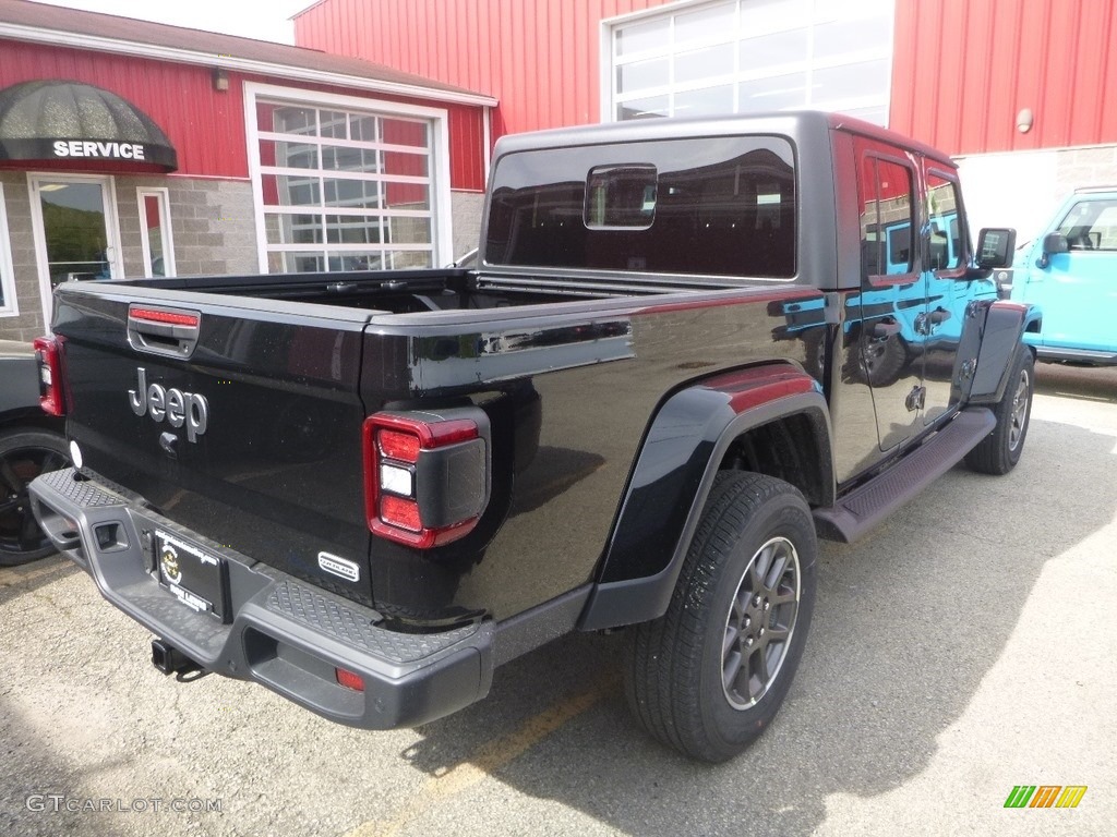 2020 Gladiator Overland 4x4 - Black / Black photo #5