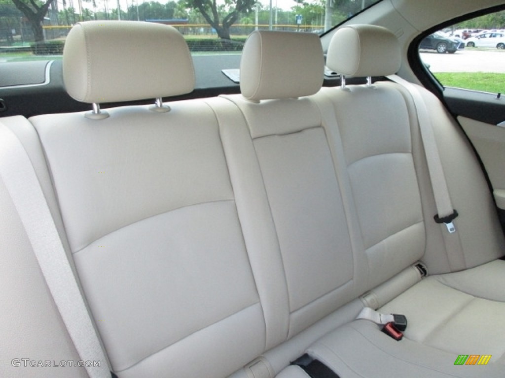 2013 5 Series 528i Sedan - Milano Beige Metallic / Venetian Beige photo #27