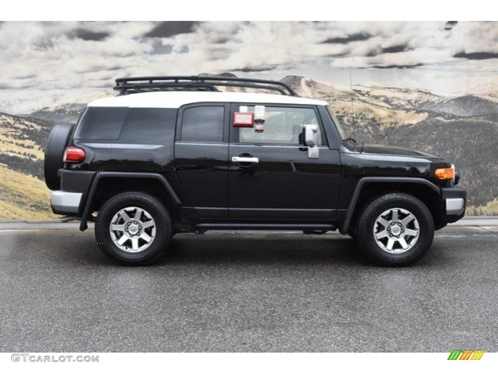2014 FJ Cruiser 4WD - Black / Dark Charcoal photo #2