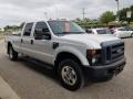 Oxford White - F350 Super Duty XL Crew Cab 4x4 Photo No. 8