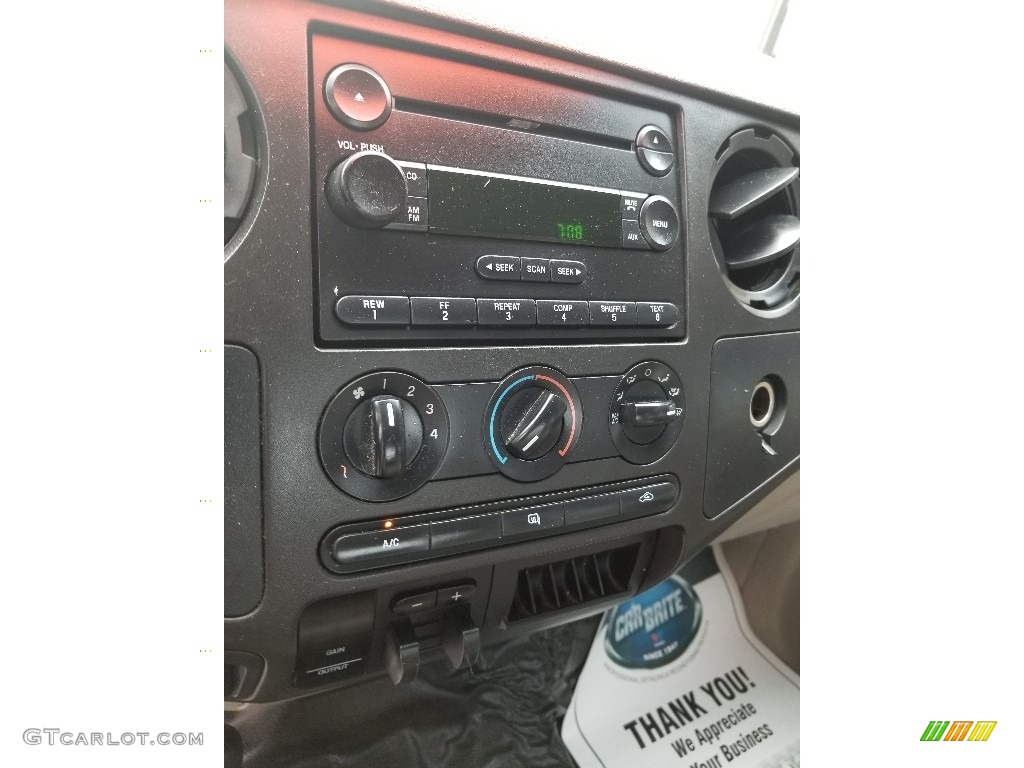 2008 F350 Super Duty XL Crew Cab 4x4 - Oxford White / Camel photo #13