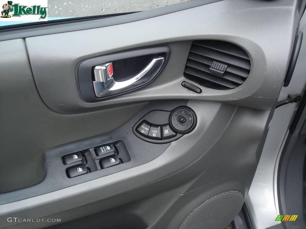 2004 Santa Fe LX - Pewter / Gray photo #16