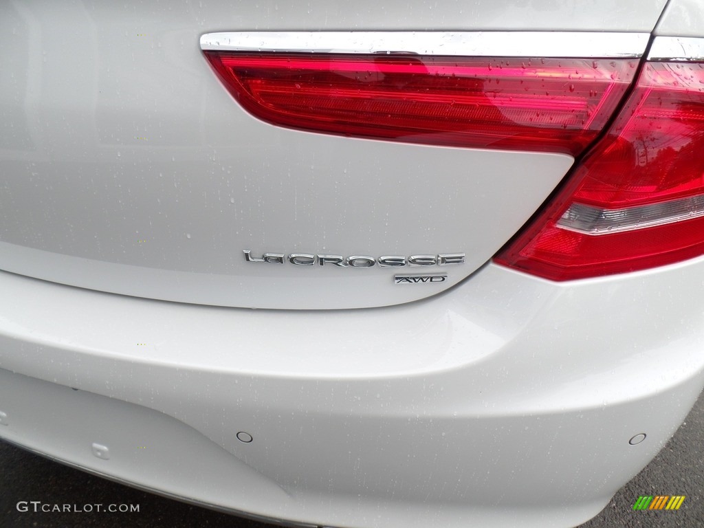 2019 LaCrosse Essence AWD - White Frost Tricoat / Ebony photo #10