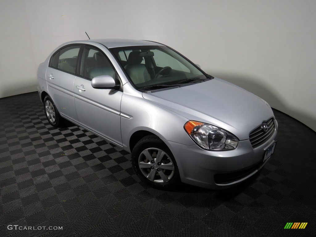 2011 Accent GLS 4 Door - Platinum Silver / Gray photo #2