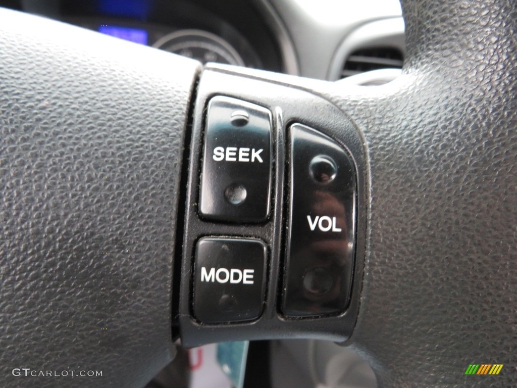 2011 Accent GLS 4 Door - Platinum Silver / Gray photo #36